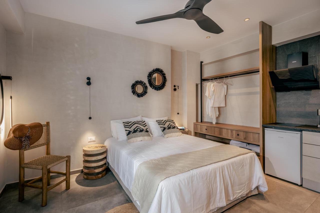 Casa D'Oro Suites By Estia 'Adults Only' Pánormos エクステリア 写真